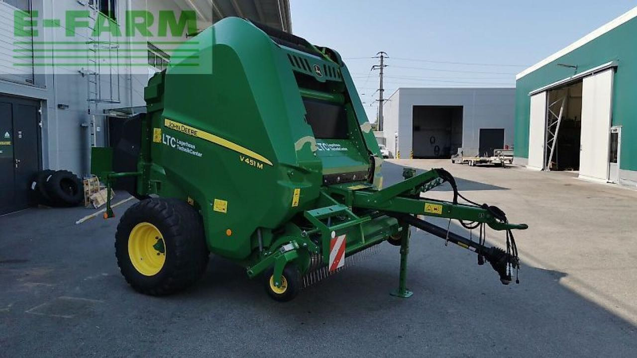 John Deere v 451 m hc25 - Presse à balles cubiques: photos 2 John Deere v 451 m hc25 - Presse à balles cubiques: photos 2