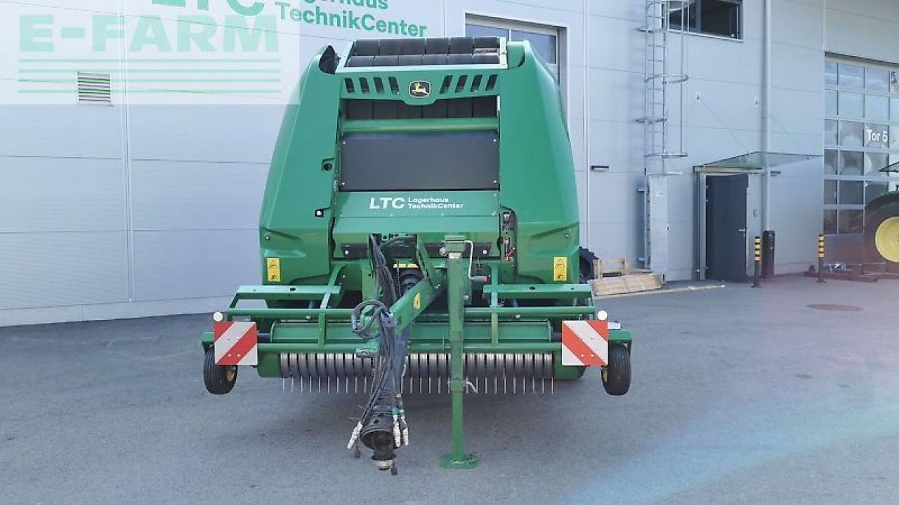 John Deere v 451 m hc25 - Presse à balles cubiques: photos 5 John Deere v 451 m hc25 - Presse à balles cubiques: photos 5