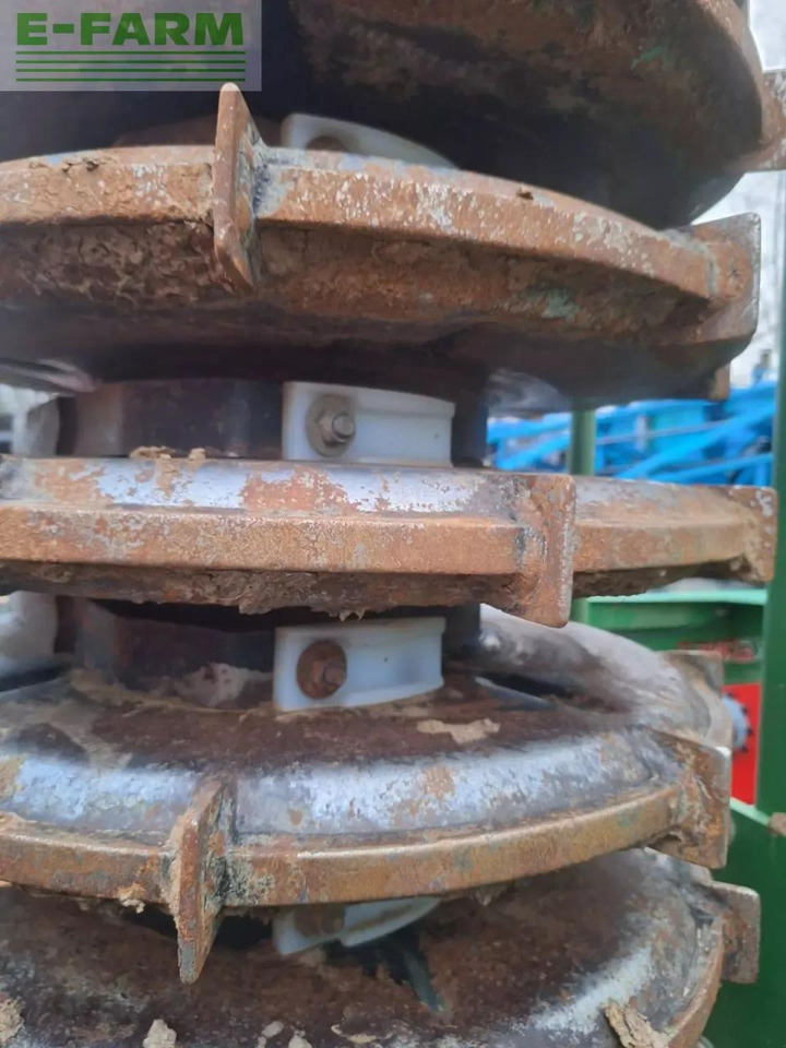 Kerner x3 - Bineuse: photos 4 Kerner x3 - Bineuse: photos 4