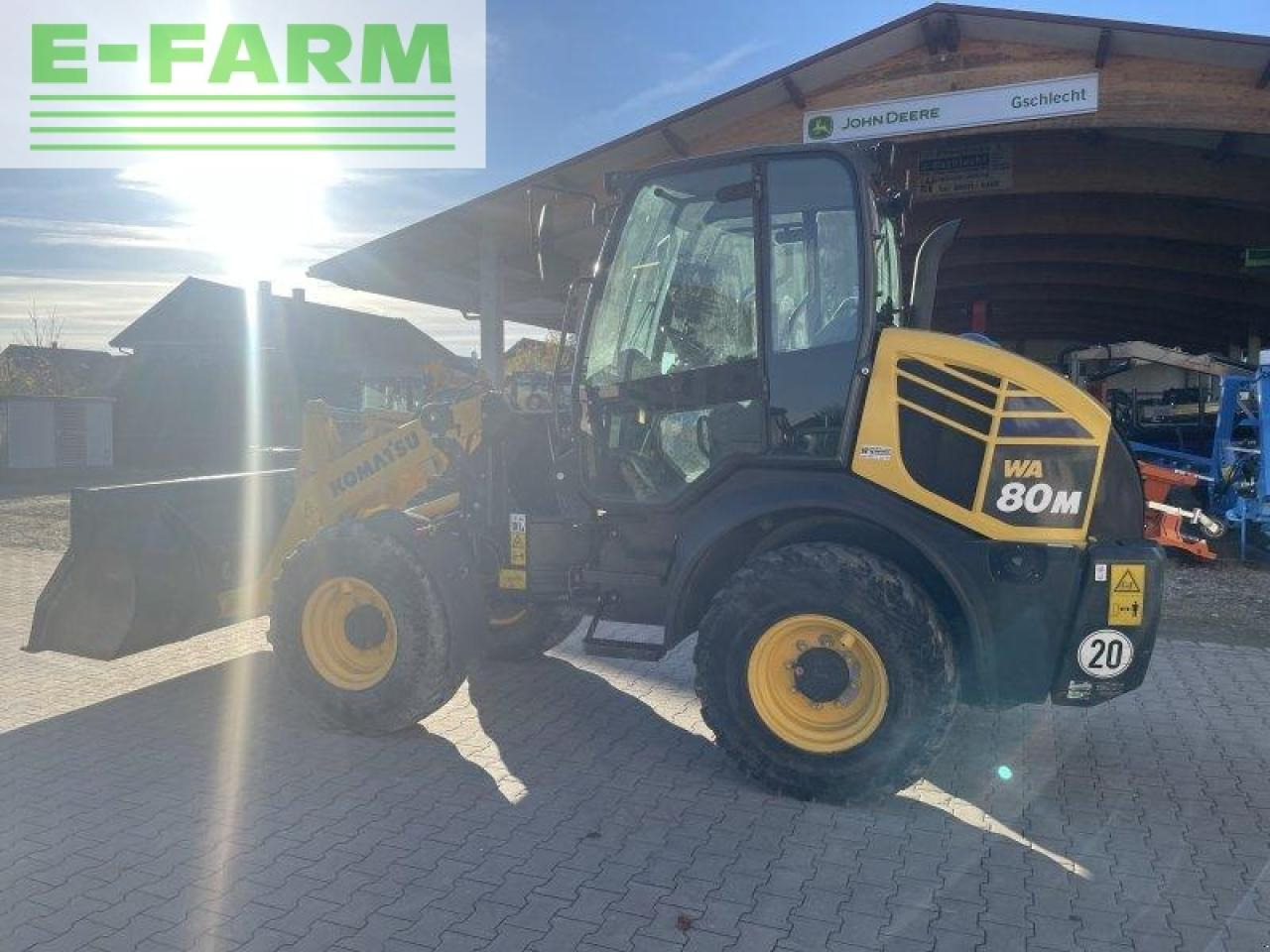Mini pelle Komatsu wa 80m-7: photos 15