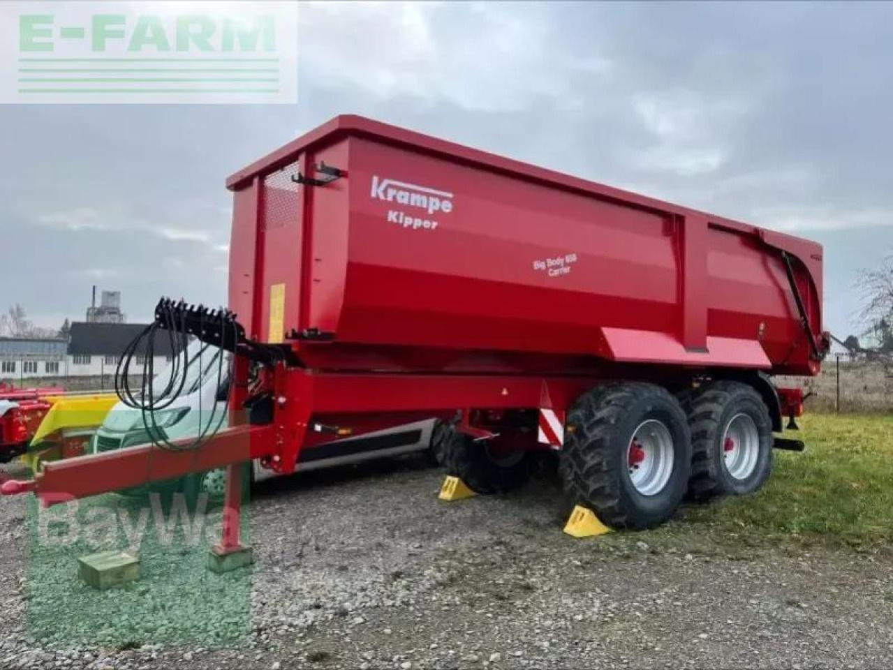 Krampe bigbody 650 carrier krampe tan - Benne agricole: photos 1 Krampe bigbody 650 carrier krampe tan - Benne agricole: photos 1