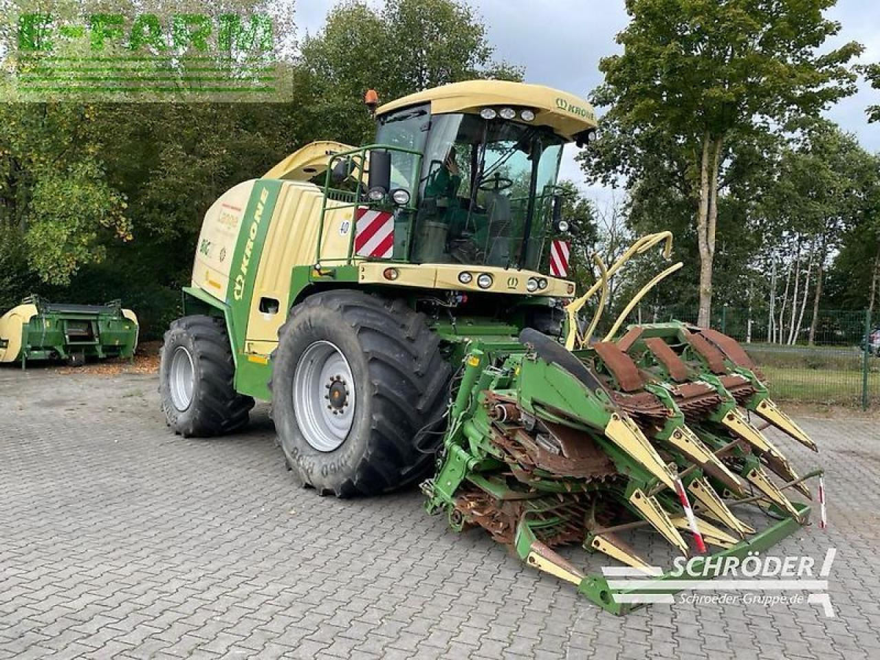 Krone big x 700 + easycollect 903 + easyflow - Ensileuse: photos 2 Krone big x 700 + easycollect 903 + easyflow - Ensileuse: photos 2