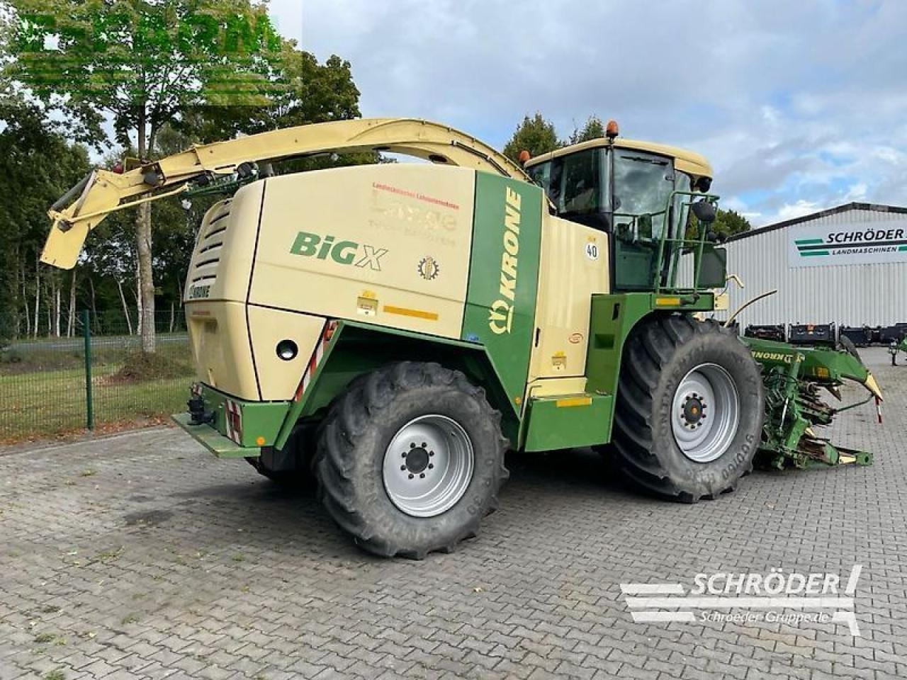 Krone big x 700 + easycollect 903 + easyflow - Ensileuse: photos 3 Krone big x 700 + easycollect 903 + easyflow - Ensileuse: photos 3