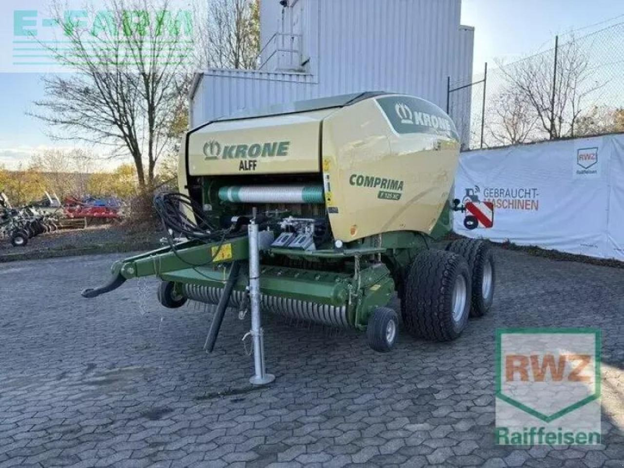 Krone comprima f125 xc - Presse à balles cubiques: photos 4 Krone comprima f125 xc - Presse à balles cubiques: photos 4