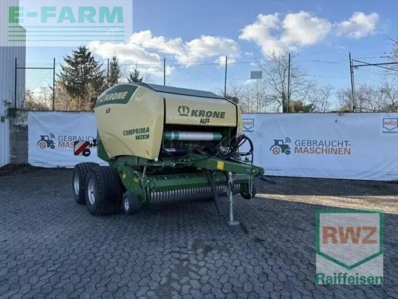 Krone comprima f125 xc - Presse à balles cubiques: photos 1 Krone comprima f125 xc - Presse à balles cubiques: photos 1