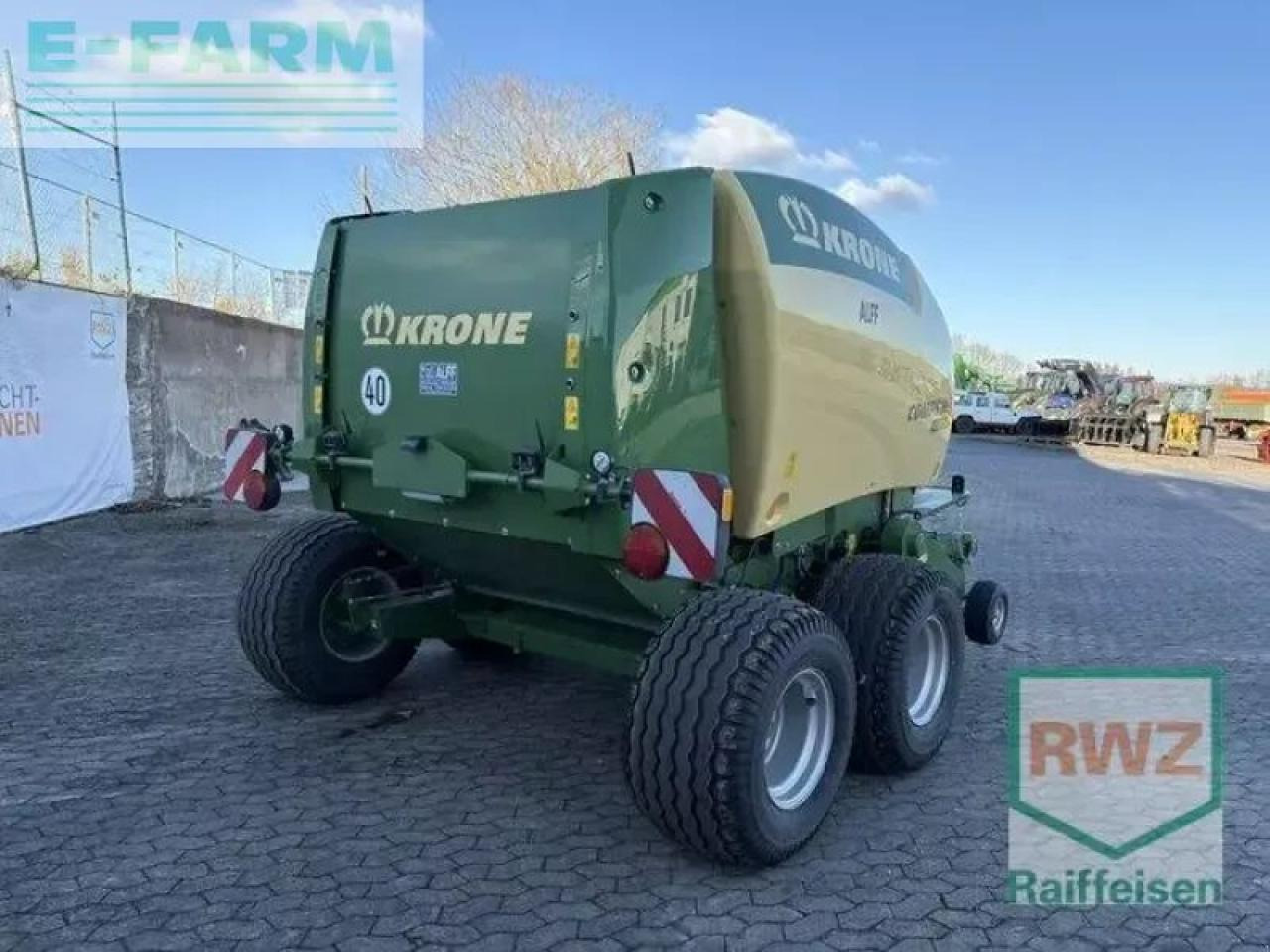 Krone comprima f125 xc - Presse à balles cubiques: photos 2 Krone comprima f125 xc - Presse à balles cubiques: photos 2