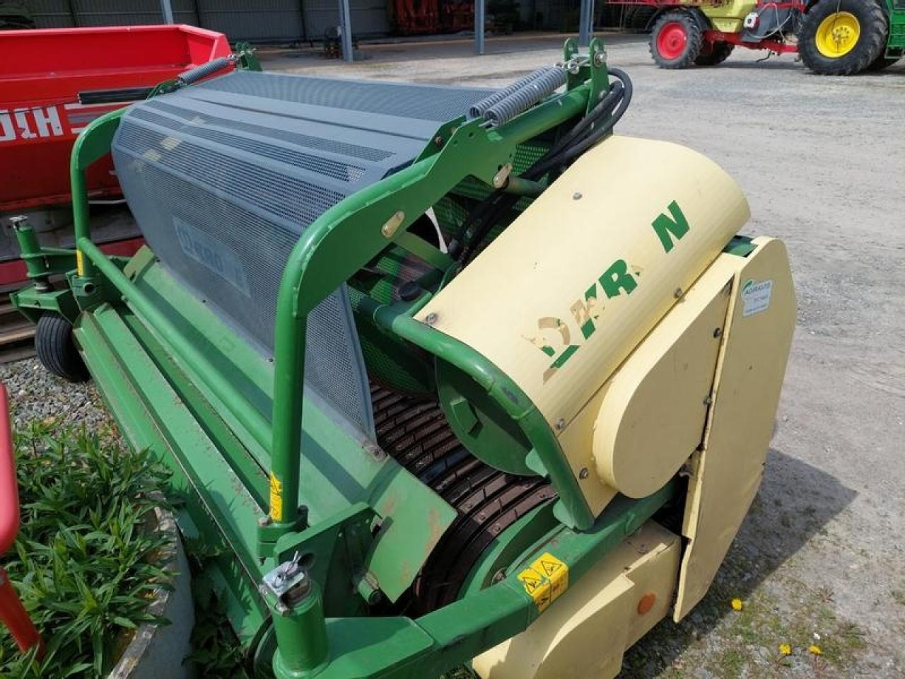 Krone easy flow 3001 - Accessoire aux ensileuses: photos 2 Krone easy flow 3001 - Accessoire aux ensileuses: photos 2