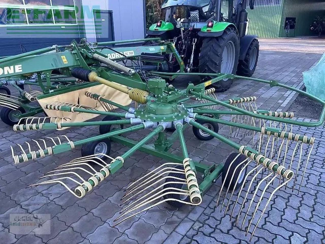 Krone tc 760 plus - Faneuse: photos 4 Krone tc 760 plus - Faneuse: photos 4