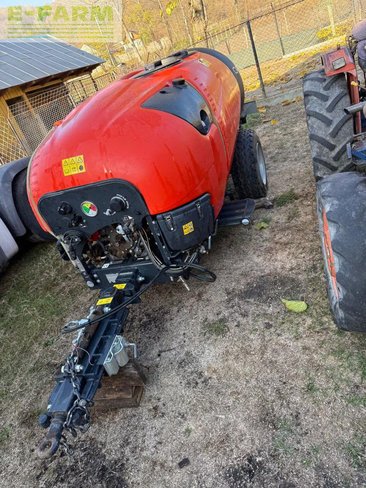 Kubota Qi 9.0 - Pulvérisateur traîné: photos 5 Kubota Qi 9.0 - Pulvérisateur traîné: photos 5