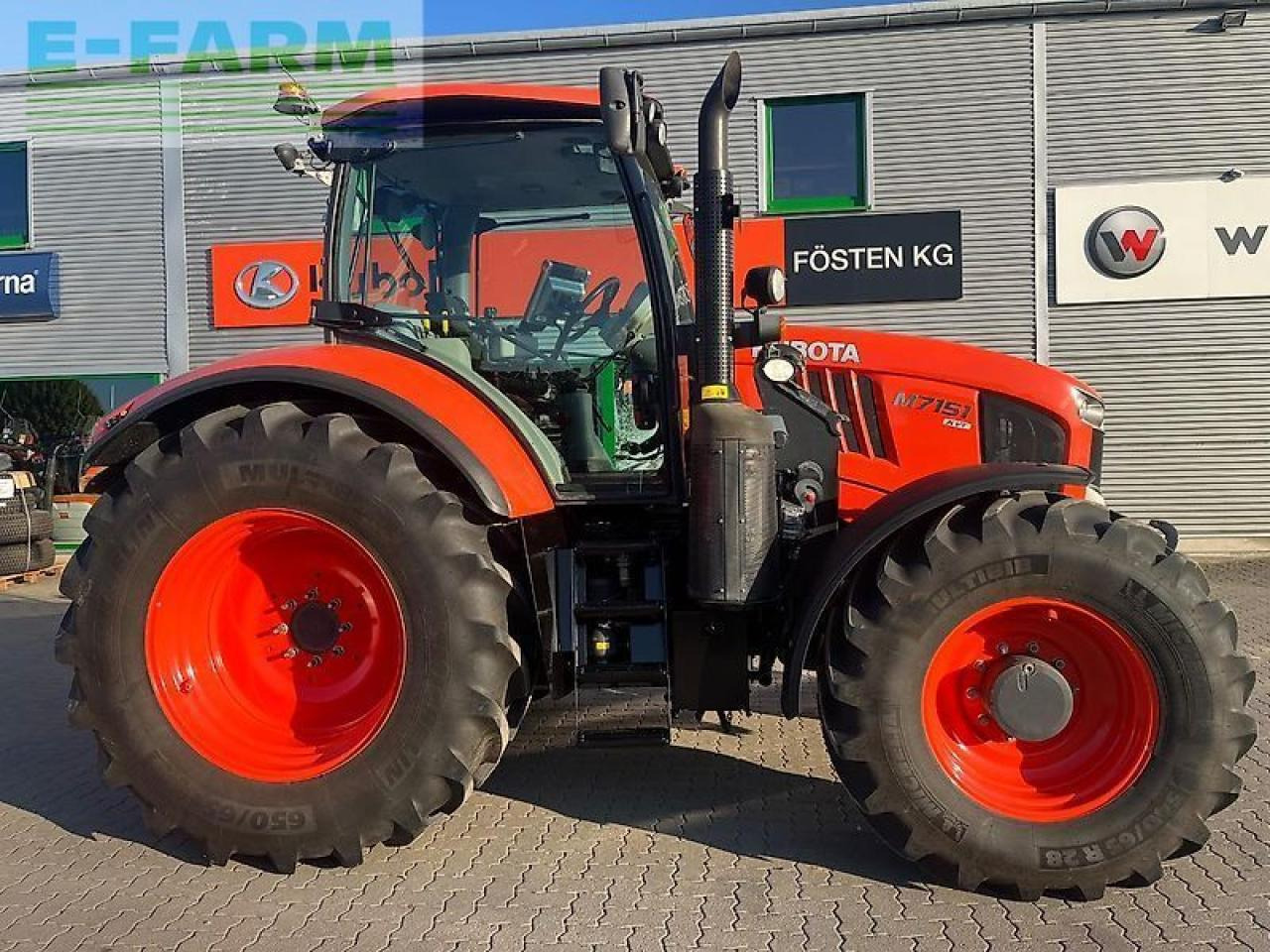 Kubota m7151 - Tracteur agricole: photos 1 Kubota m7151 - Tracteur agricole: photos 1