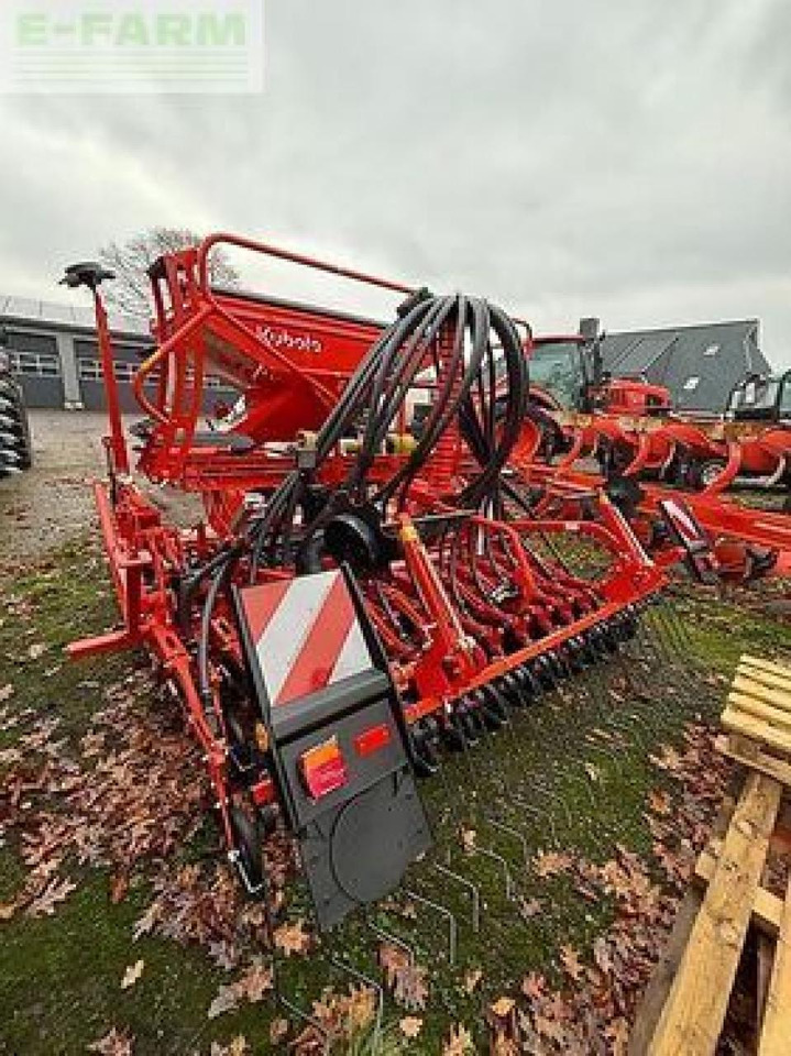 Kubota sd2301 mp - Semoir: photos 2 Kubota sd2301 mp - Semoir: photos 2