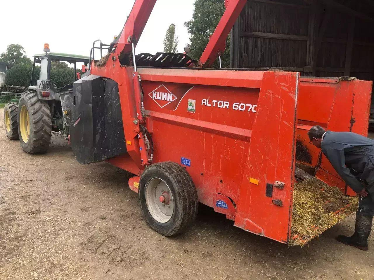Matériel d'ensilage Kuhn altor 6070: photos 6