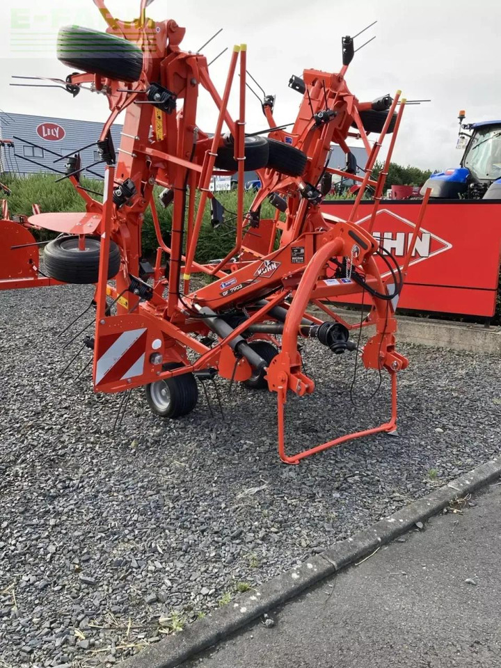 Kuhn gf 7903 - Faneuse: photos 1 Kuhn gf 7903 - Faneuse: photos 1