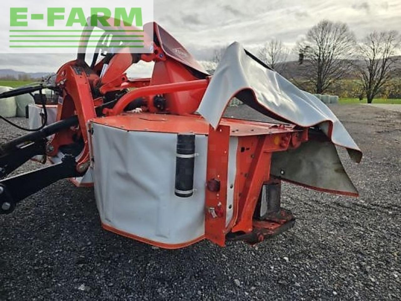 Kuhn gmd10030 et 3525 - Faucheuse: photos 5 Kuhn gmd10030 et 3525 - Faucheuse: photos 5
