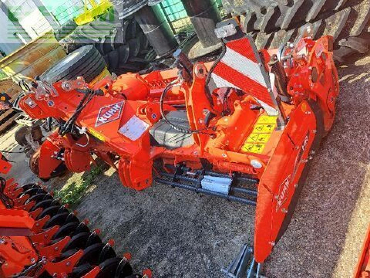 Kuhn hr3030 - Cover crop: photos 1 Kuhn hr3030 - Cover crop: photos 1