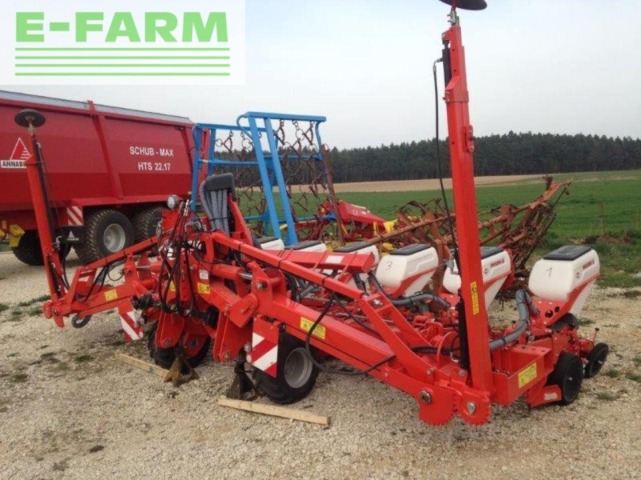 Kuhn maxxima 8 rt - Semoir monograine: photos 1 Kuhn maxxima 8 rt - Semoir monograine: photos 1