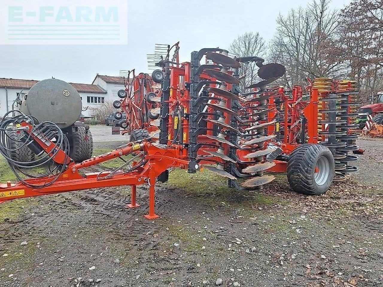 Kuhn optimer xl4000 - Cover crop: photos 1 Kuhn optimer xl4000 - Cover crop: photos 1