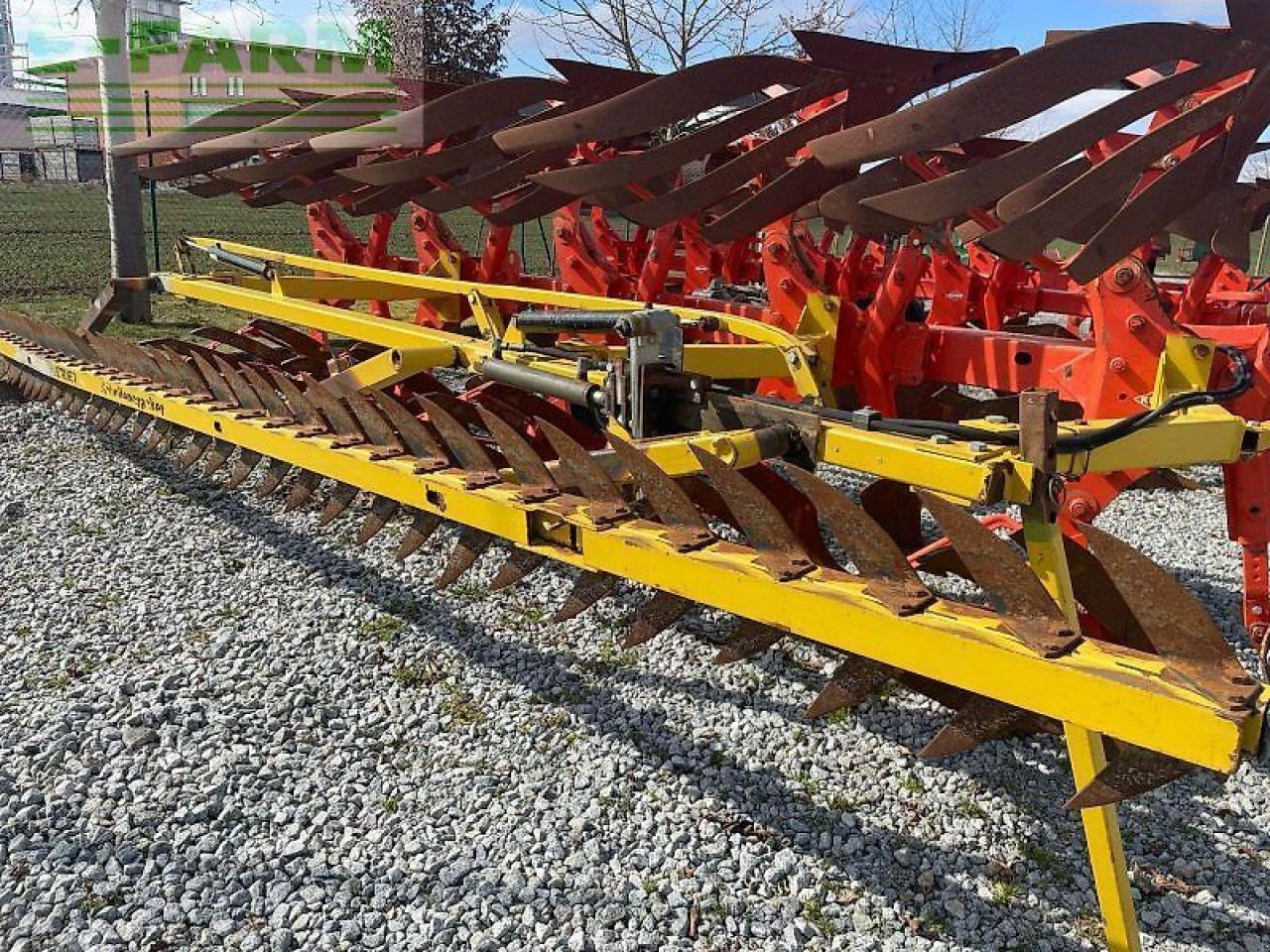 Kuhn vari-master 153 mit schollencracker - Charrue: photos 3 Kuhn vari-master 153 mit schollencracker - Charrue: photos 3