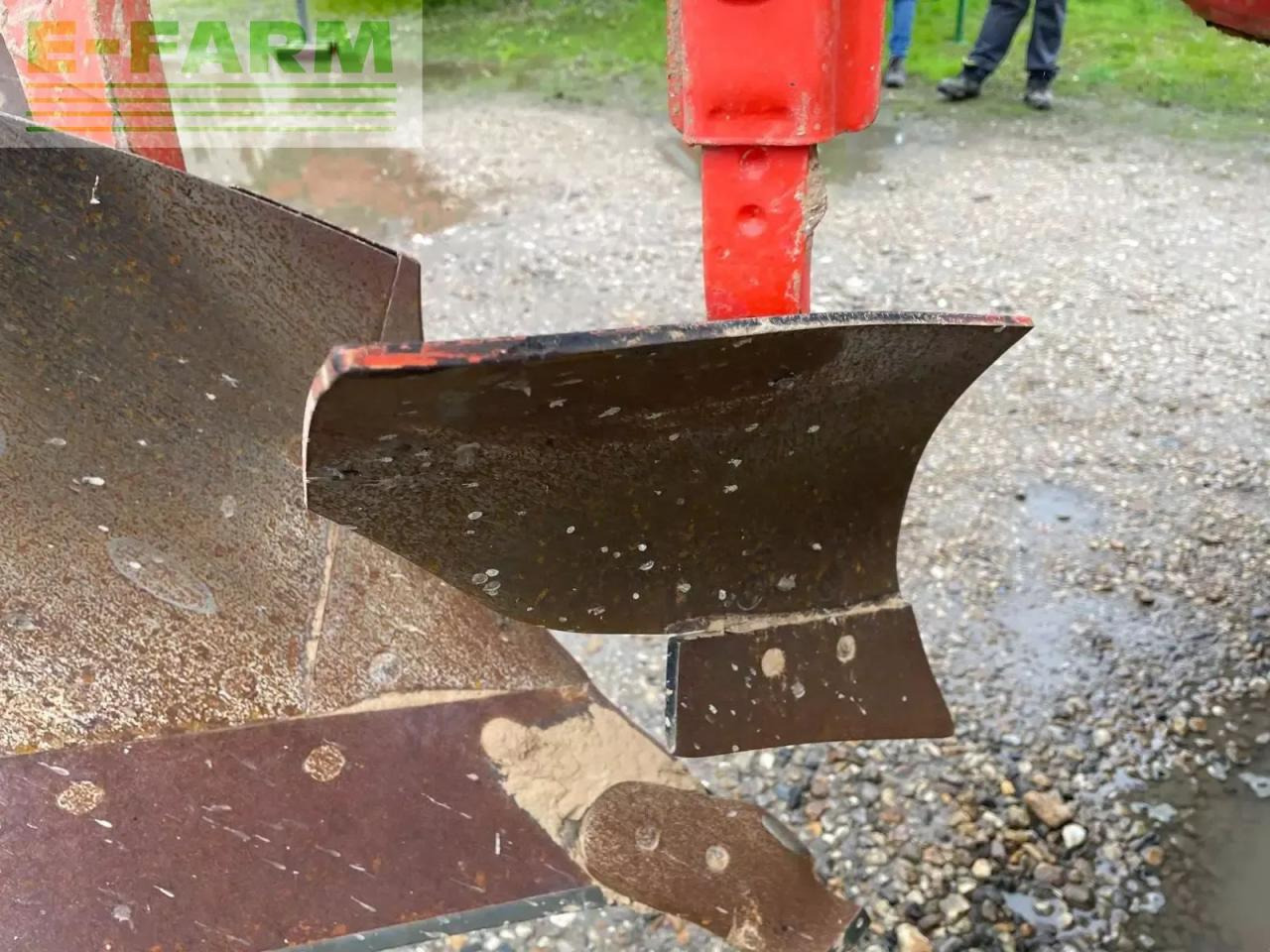 Kuhn varimaster123 - Charrue: photos 4 Kuhn varimaster123 - Charrue: photos 4