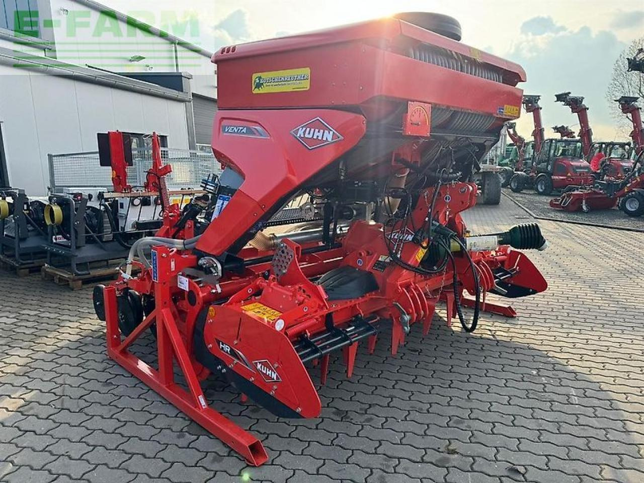 Kuhn venta 1500 liter + hr3030 - Semoir: photos 3 Kuhn venta 1500 liter + hr3030 - Semoir: photos 3