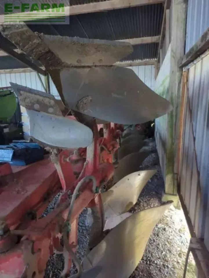 Kuhn vm 180 - Charrue: photos 3 Kuhn vm 180 - Charrue: photos 3