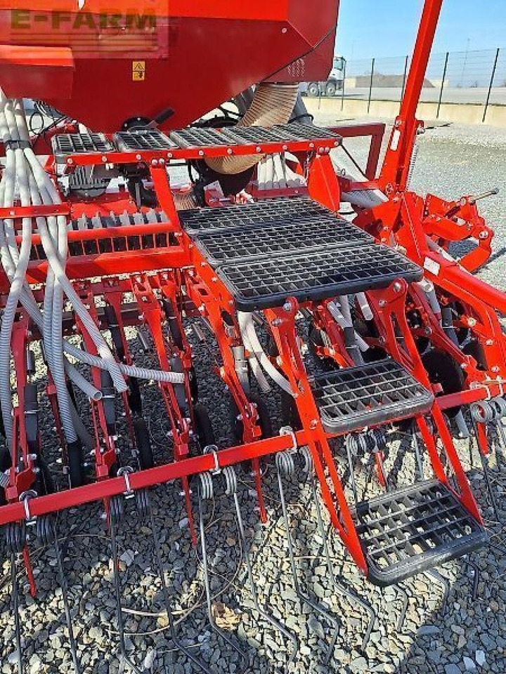 Kverneland s-drill - Semoir: photos 5 Kverneland s-drill - Semoir: photos 5