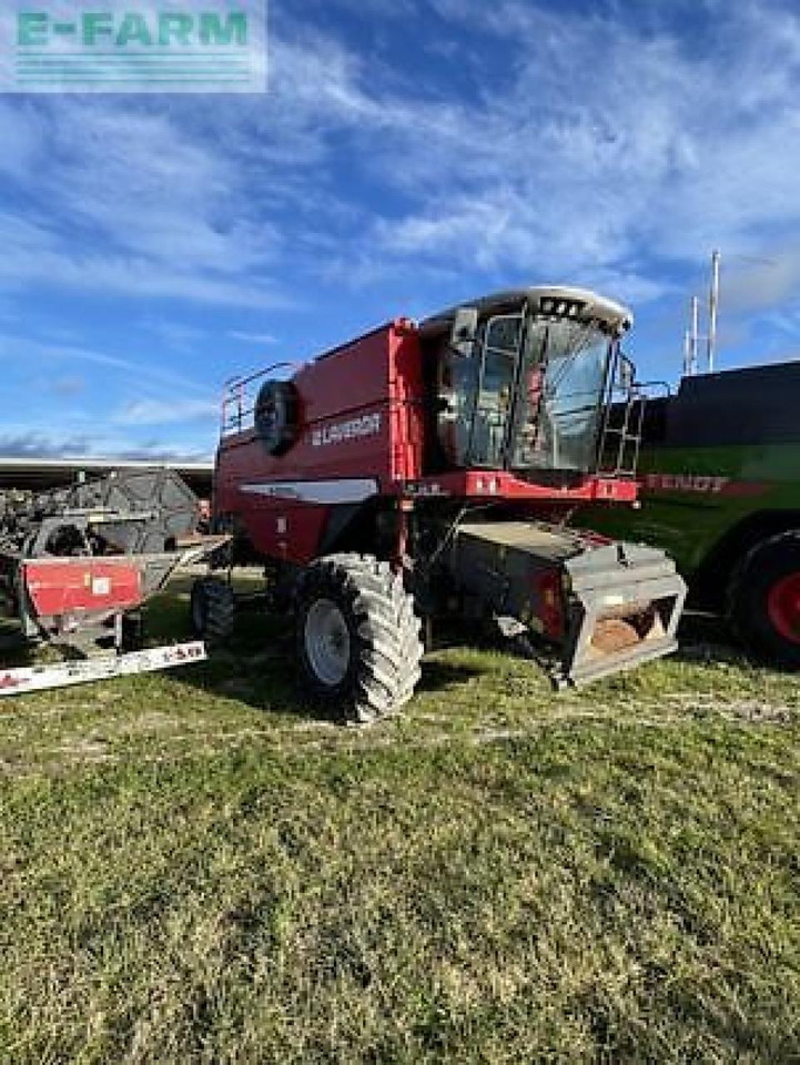 Laverda al quattro tecno - Moissonneuse-batteuse: photos 1 Laverda al quattro tecno - Moissonneuse-batteuse: photos 1