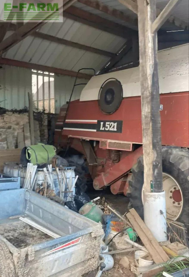 Laverda l 521 - Moissonneuse-batteuse: photos 2 Laverda l 521 - Moissonneuse-batteuse: photos 2