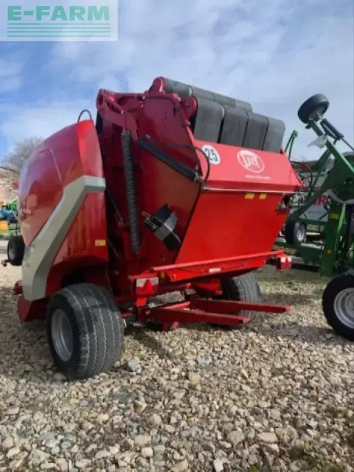 Lely rp 160v - Presse à balles cubiques: photos 3 Lely rp 160v - Presse à balles cubiques: photos 3