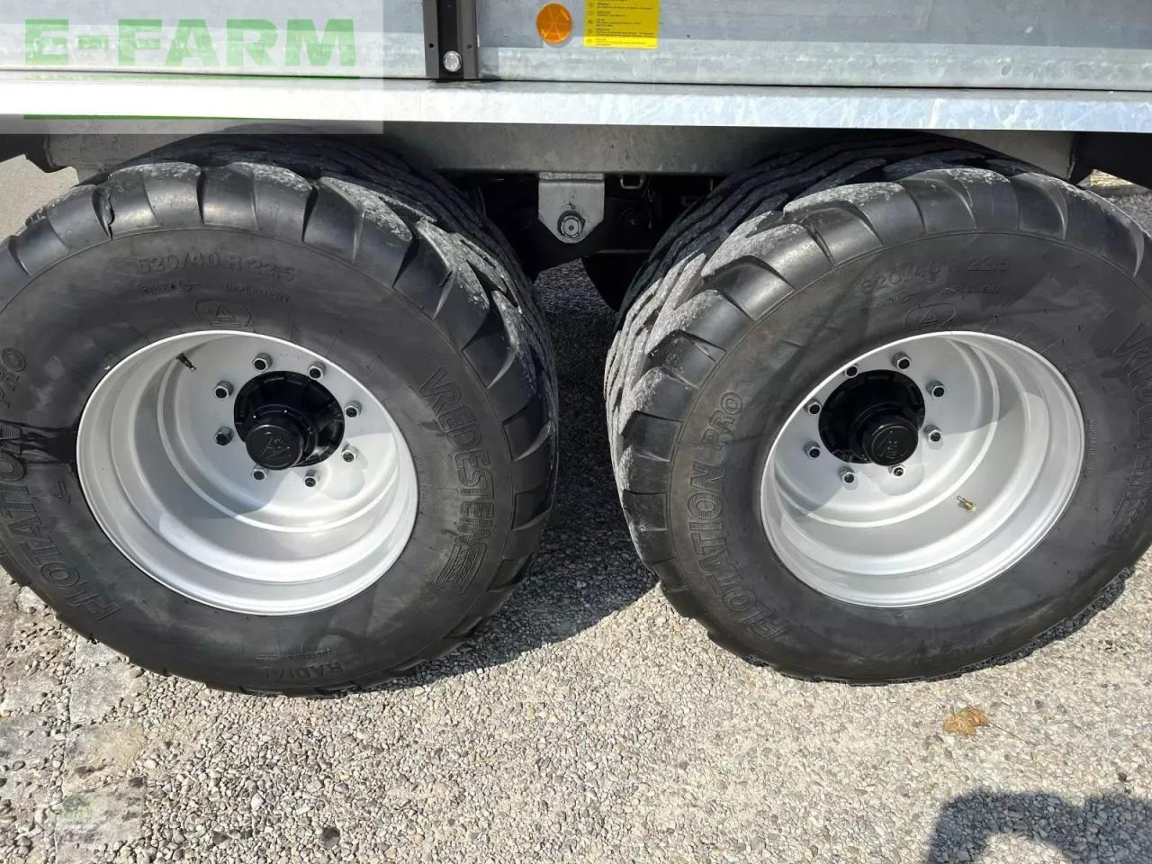 Lely tigo 40 s profi - tigo 40 ms mit großer bereifung - topzustand und topausstattung - Autochargeuse: photos 3 Lely tigo 40 s profi - tigo 40 ms mit großer bereifung - topzustand und topausstattung - Autochargeuse: photos 3