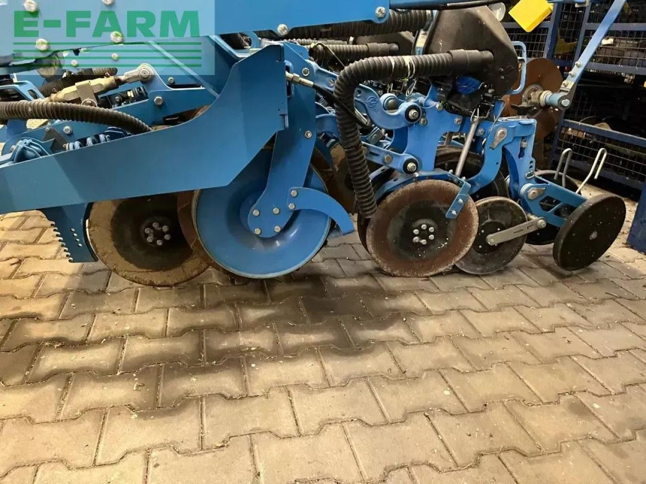 Lemken azurit 9 - Semoir monograine: photos 5 Lemken azurit 9 - Semoir monograine: photos 5