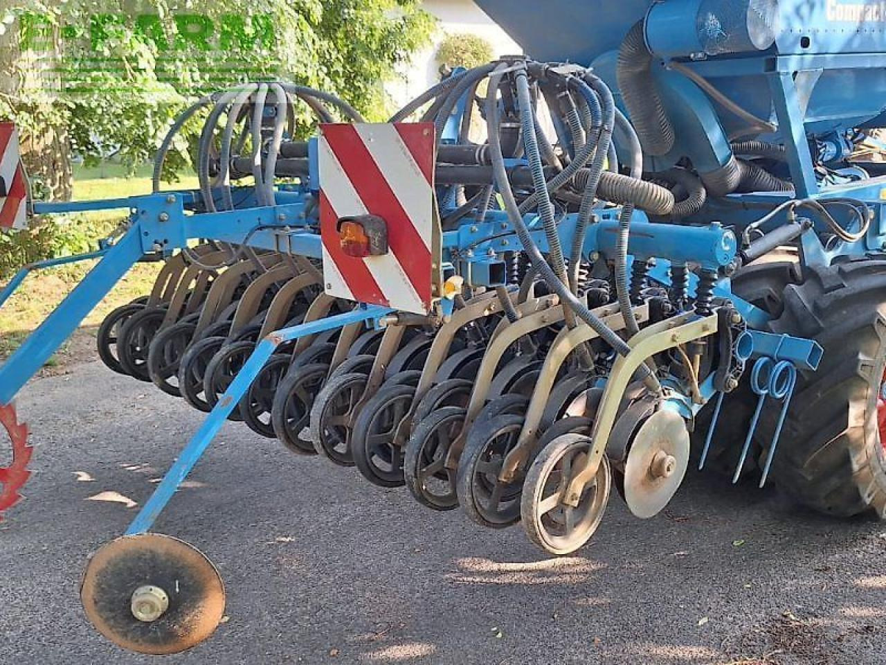 Lemken compact solitair 9/300 - Semoir: photos 4 Lemken compact solitair 9/300 - Semoir: photos 4
