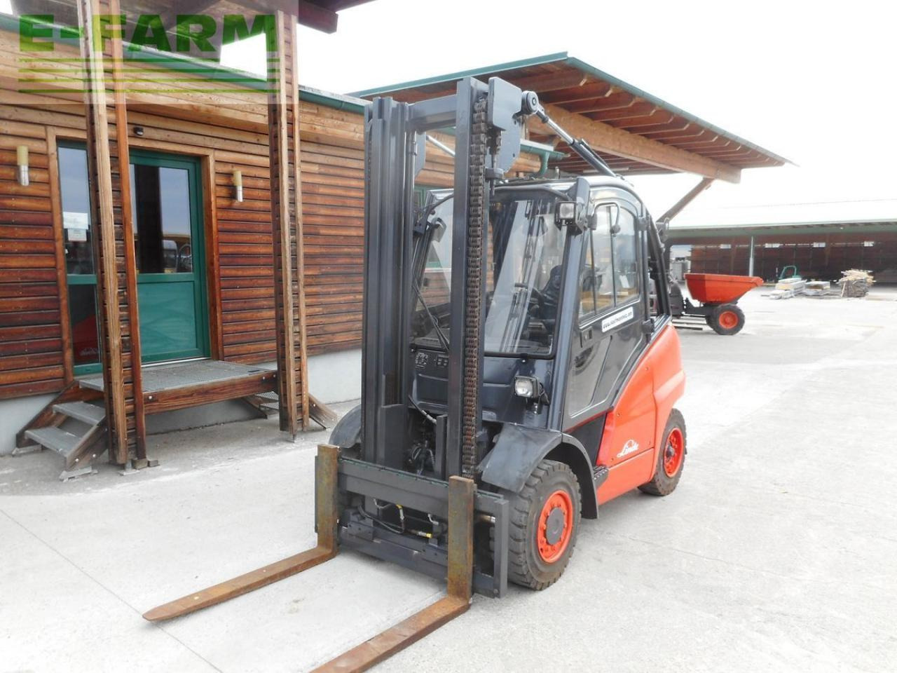 Linde h40d mit vollkabine + rußfilter + seitenschieber - Chariot élévateur: photos 2 Linde h40d mit vollkabine + rußfilter + seitenschieber - Chariot élévateur: photos 2