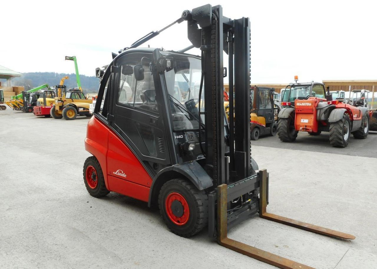 Linde h40d mit vollkabine + rußfilter + seitenschieber - Chariot élévateur: photos 5 Linde h40d mit vollkabine + rußfilter + seitenschieber - Chariot élévateur: photos 5