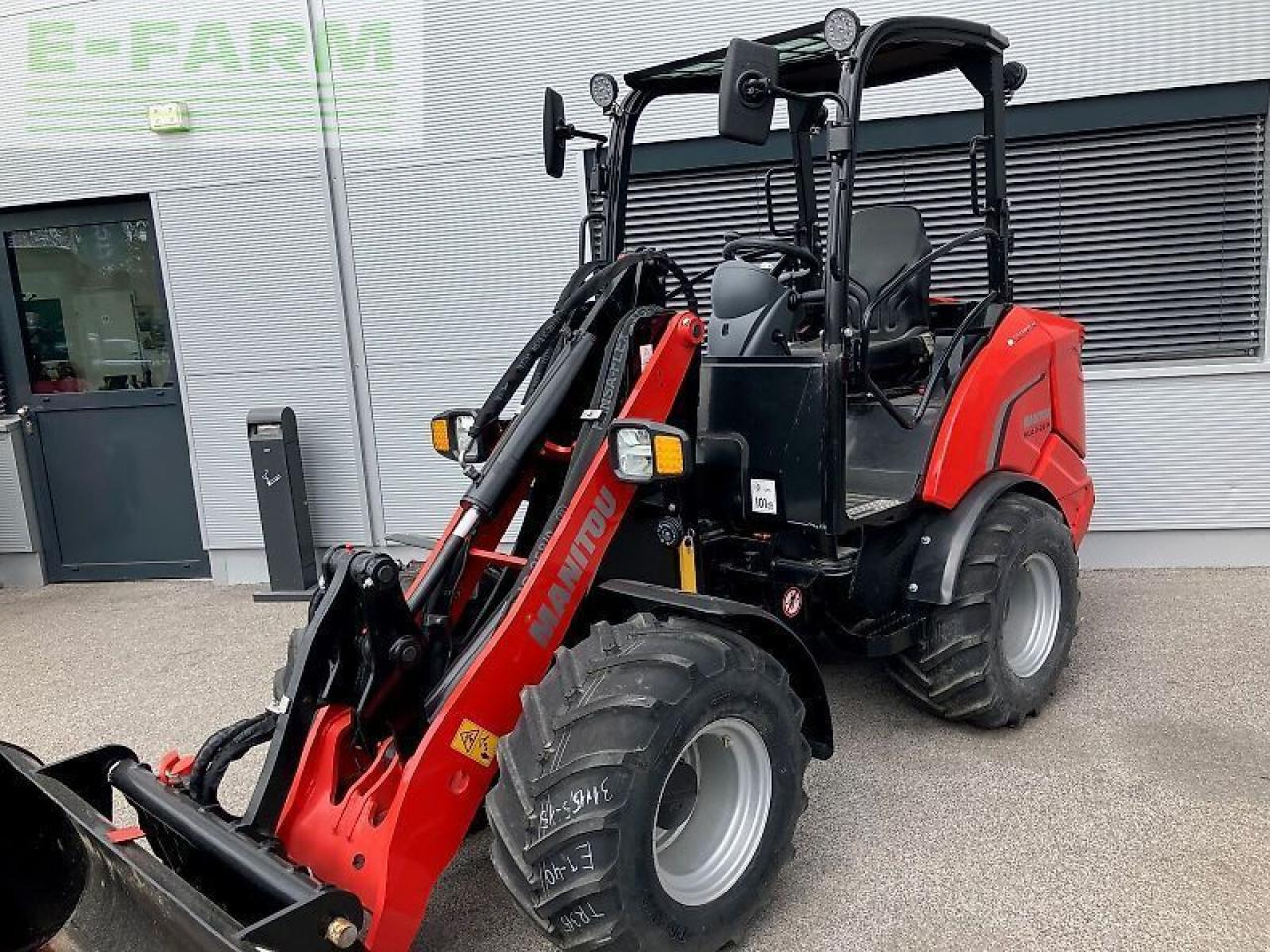 Manitou mla 3-25 - Valet de ferme: photos 1 Manitou mla 3-25 - Valet de ferme: photos 1