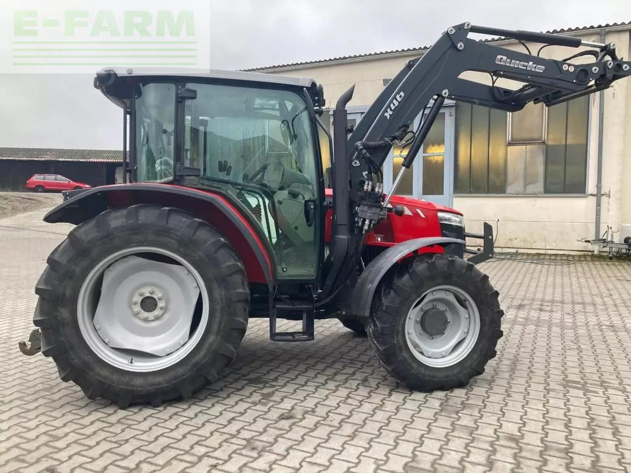 Massey Ferguson 4707 - Tracteur agricole: photos 2 Massey Ferguson 4707 - Tracteur agricole: photos 2