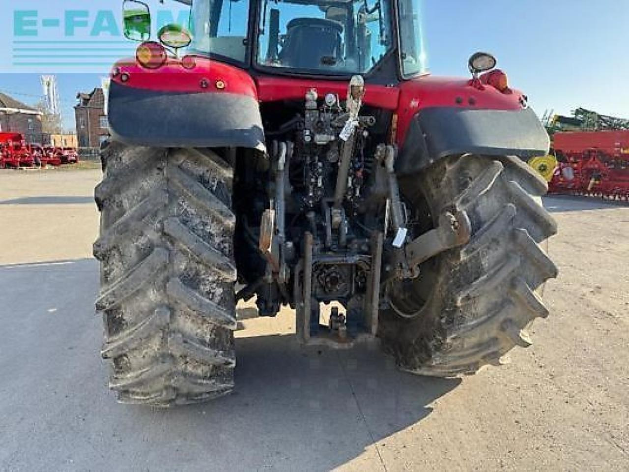 Massey Ferguson 6715 s dyna vt - Tracteur agricole: photos 3 Massey Ferguson 6715 s dyna vt - Tracteur agricole: photos 3