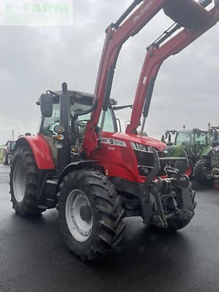 Massey Ferguson 6715s - Tracteur agricole: photos 1 Massey Ferguson 6715s - Tracteur agricole: photos 1