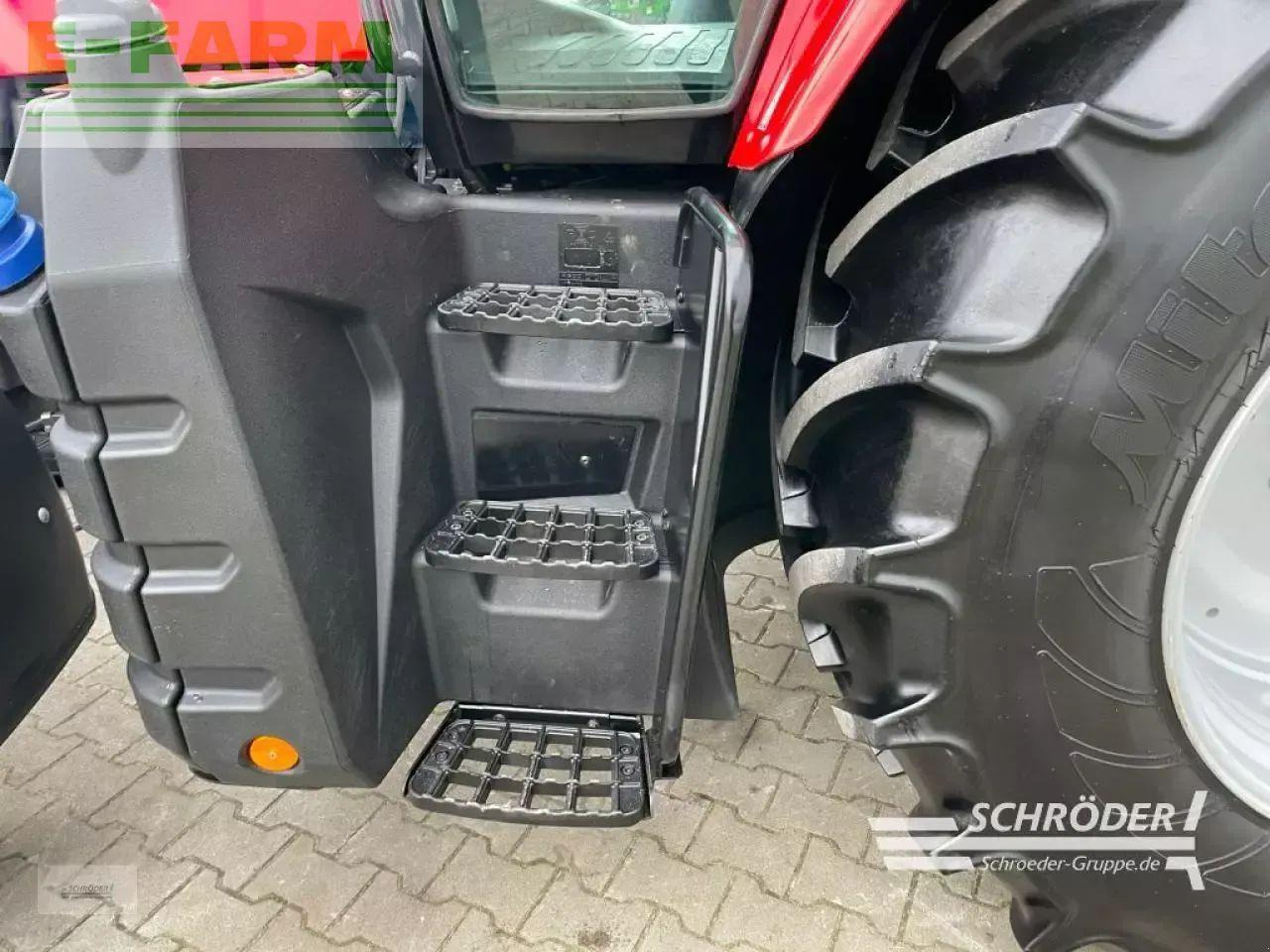 Tracteur agricole Massey Ferguson 7718 s dyna-6 efficient Efficient: photos 15