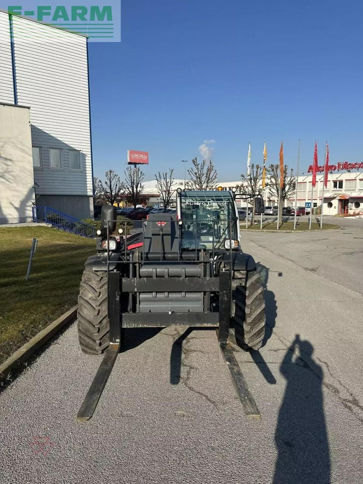 Massey Ferguson massey ferguson th.8043 s5 exclusive - Tracteur agricole: photos 2 Massey Ferguson massey ferguson th.8043 s5 exclusive - Tracteur agricole: photos 2