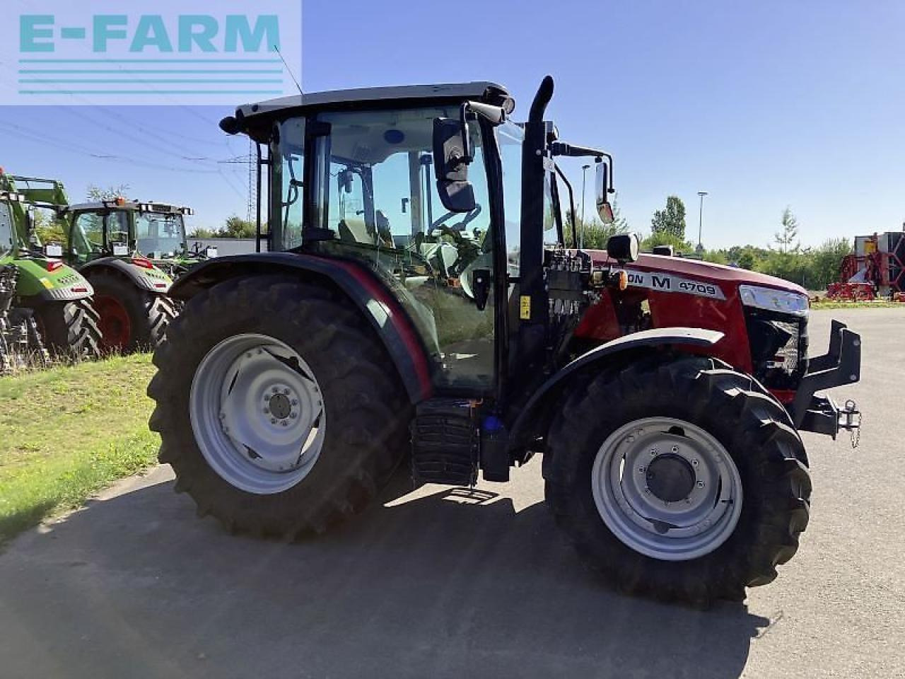 Massey Ferguson mf 4709 m dyna-2 essential kab - Tracteur agricole: photos 3 Massey Ferguson mf 4709 m dyna-2 essential kab - Tracteur agricole: photos 3
