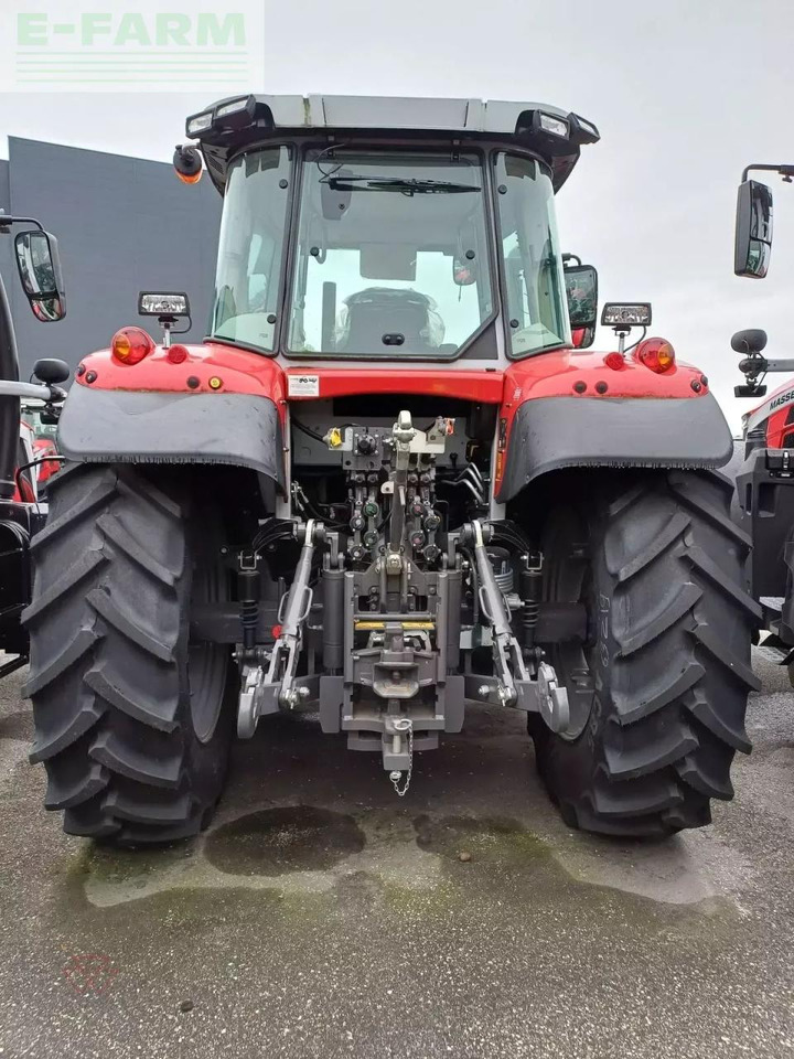 Massey Ferguson mf 6s.135 - Tracteur agricole: photos 2 Massey Ferguson mf 6s.135 - Tracteur agricole: photos 2