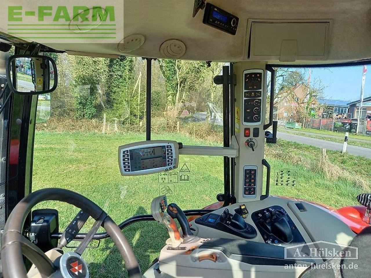 Tracteur agricole Massey Ferguson mf 7718 dyna-vt exclusive Exclusive: photos 14