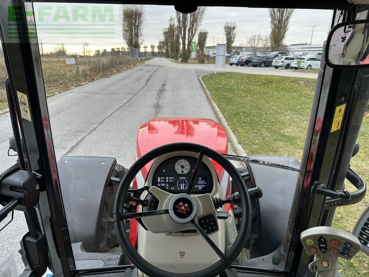 Massey Ferguson mf 8737 - Tracteur agricole: photos 3 Massey Ferguson mf 8737 - Tracteur agricole: photos 3
