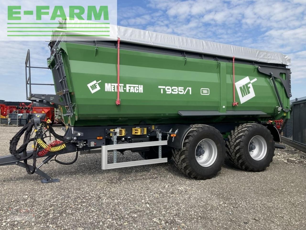 Metal-Fach t 935/1-24 to muldenkipper-voll - Benne agricole: photos 1 Metal-Fach t 935/1-24 to muldenkipper-voll - Benne agricole: photos 1