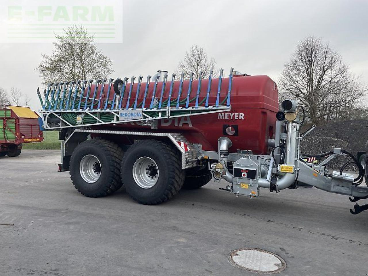 Meyer-Lohne mls rekordia 16000 mit bomech farmer 15 - Epandeurs: photos 3 Meyer-Lohne mls rekordia 16000 mit bomech farmer 15 - Epandeurs: photos 3