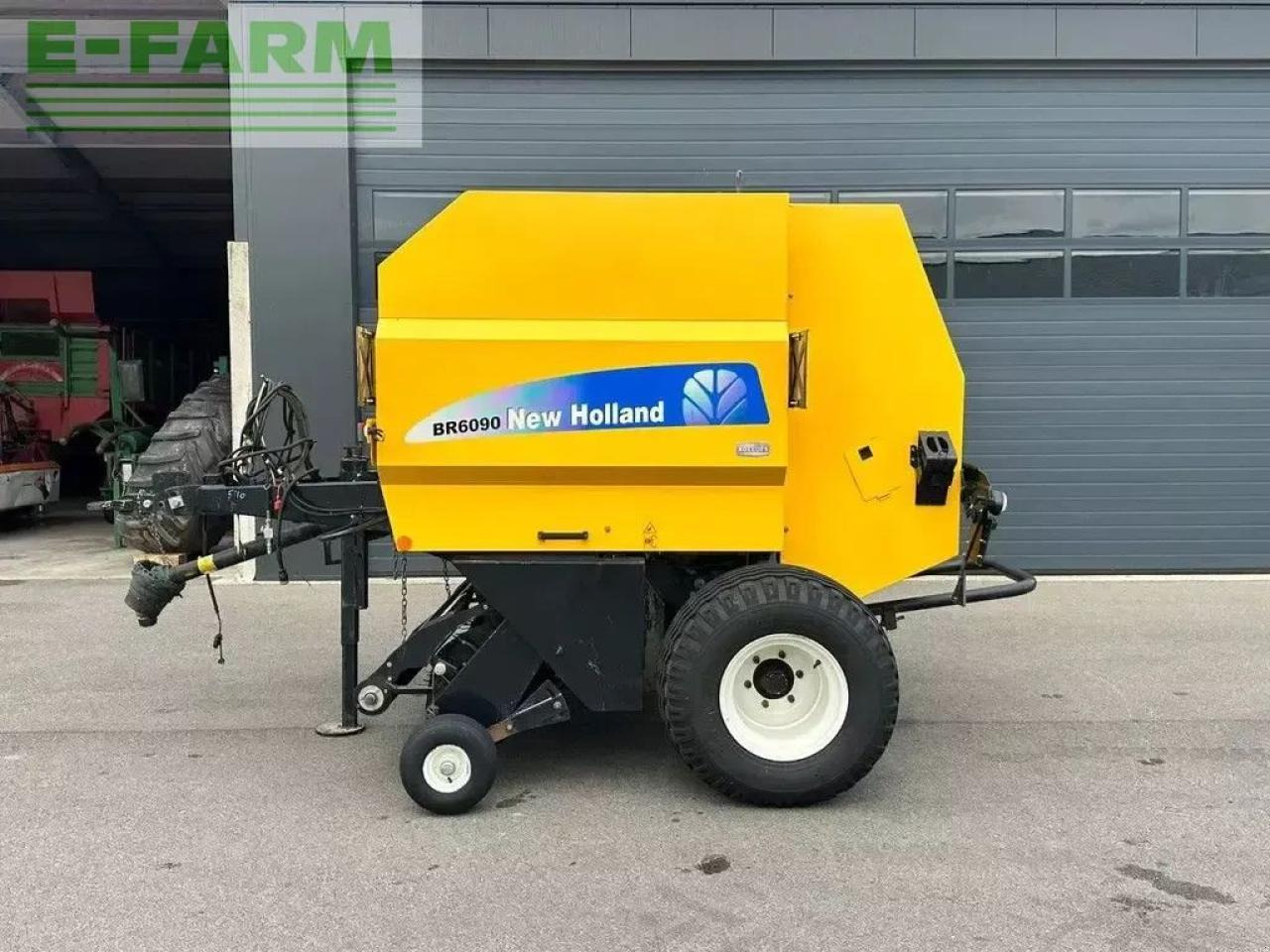 New Holland br6090 balenpers - Presse à balles cubiques: photos 4 New Holland br6090 balenpers - Presse à balles cubiques: photos 4