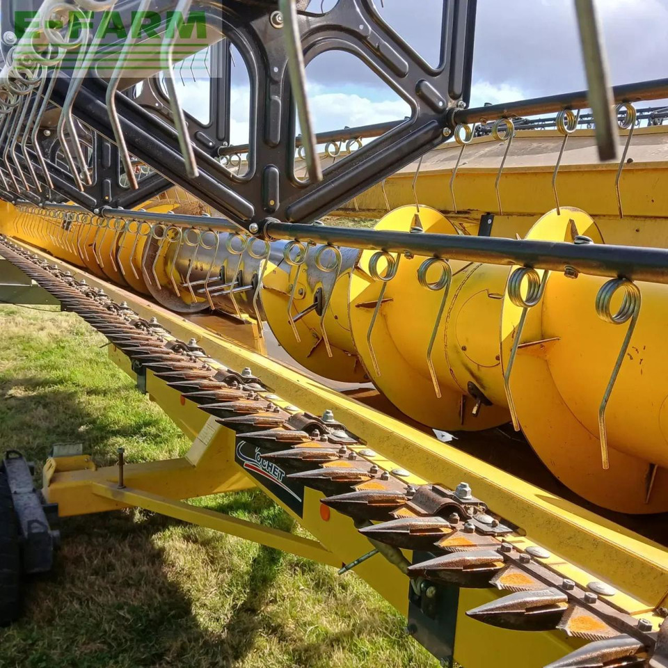 Moissonneuse-batteuse New Holland cx 6.90: photos 7 Moissonneuse-batteuse New Holland cx 6.90: photos 7