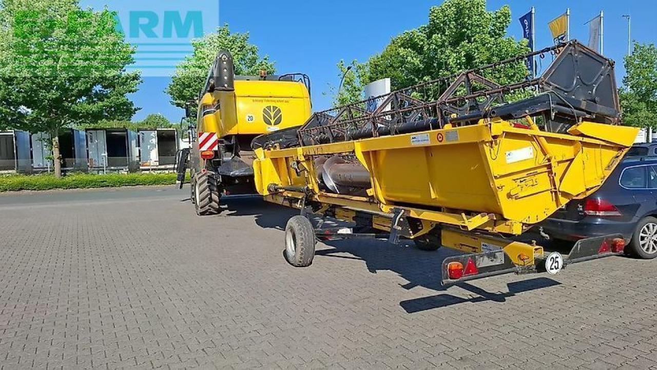 New Holland cx 840 - Moissonneuse-batteuse: photos 5 New Holland cx 840 - Moissonneuse-batteuse: photos 5