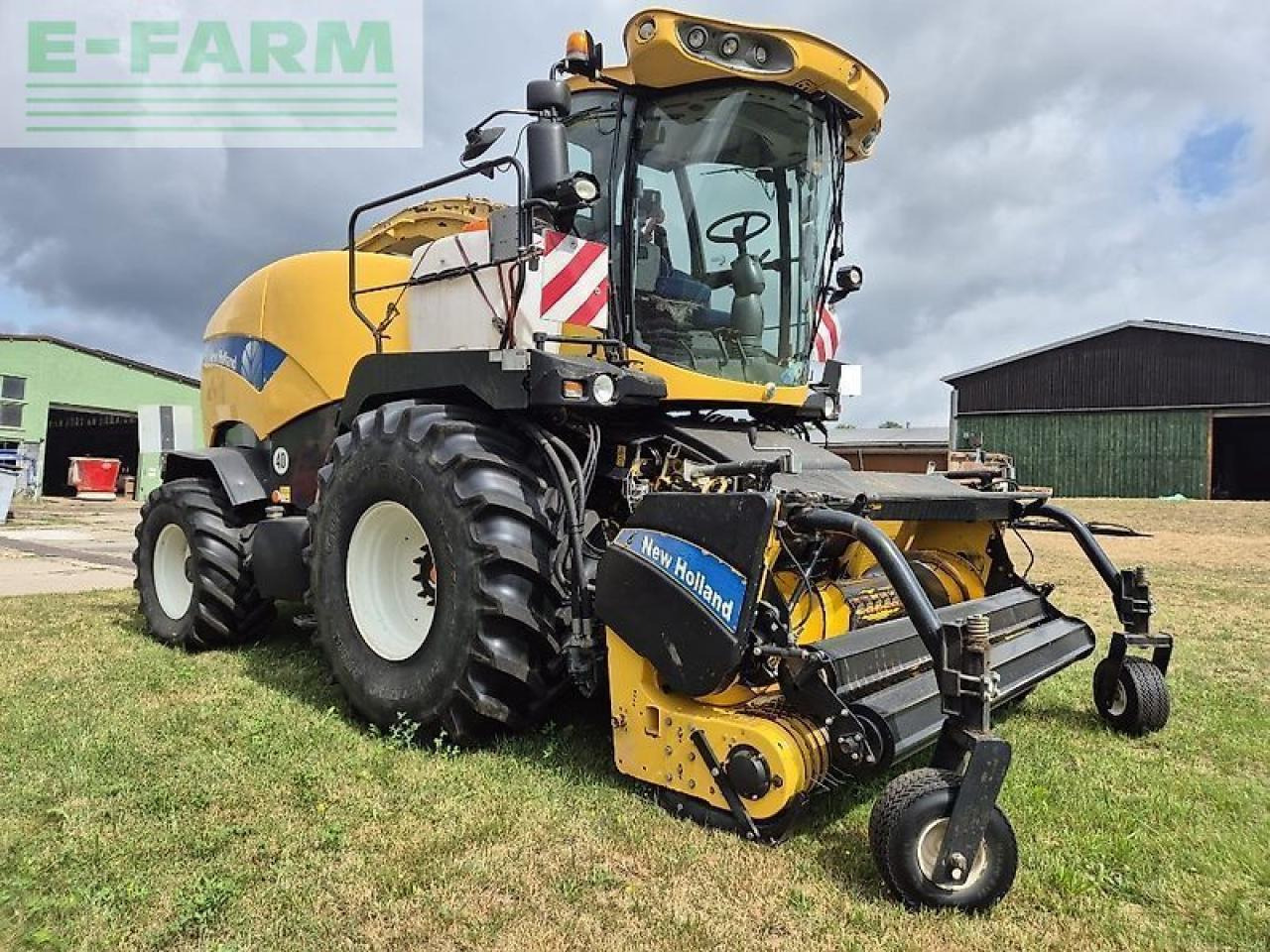New Holland fr 9050 - Ensileuse: photos 3 New Holland fr 9050 - Ensileuse: photos 3